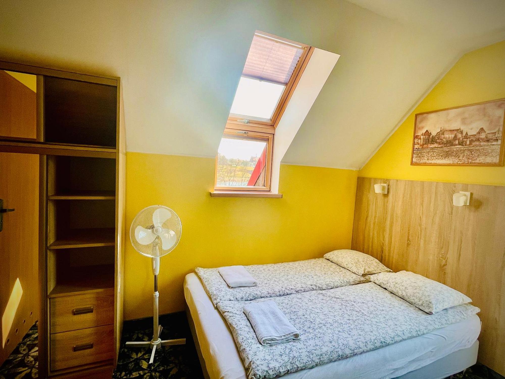B&B Vis A Vis Zamku Μάλμπορκ Εξωτερικό φωτογραφία